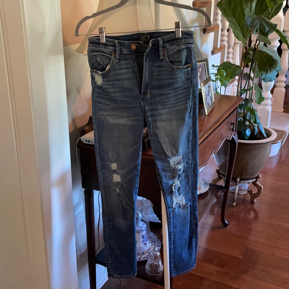 A&F Super Skinny Ankle Crop Jeans